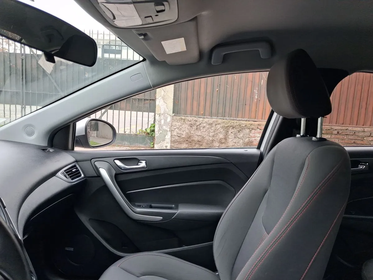Chery Arrizo 5 1.5 Gls 4x2 Mt 4p año 2023