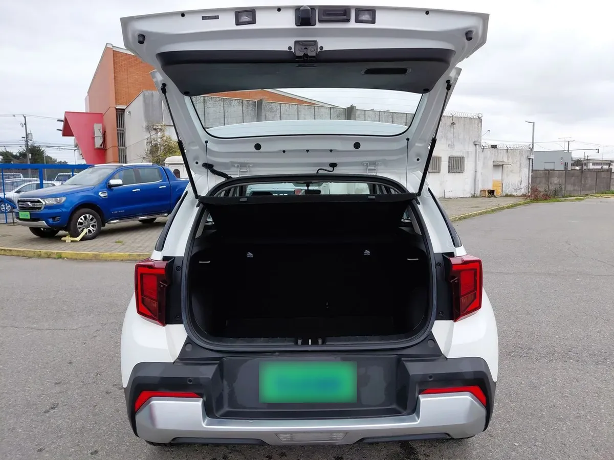 Kia Sonet 1.5 Ex 4x2 Ivt Ri At 5p año 2025