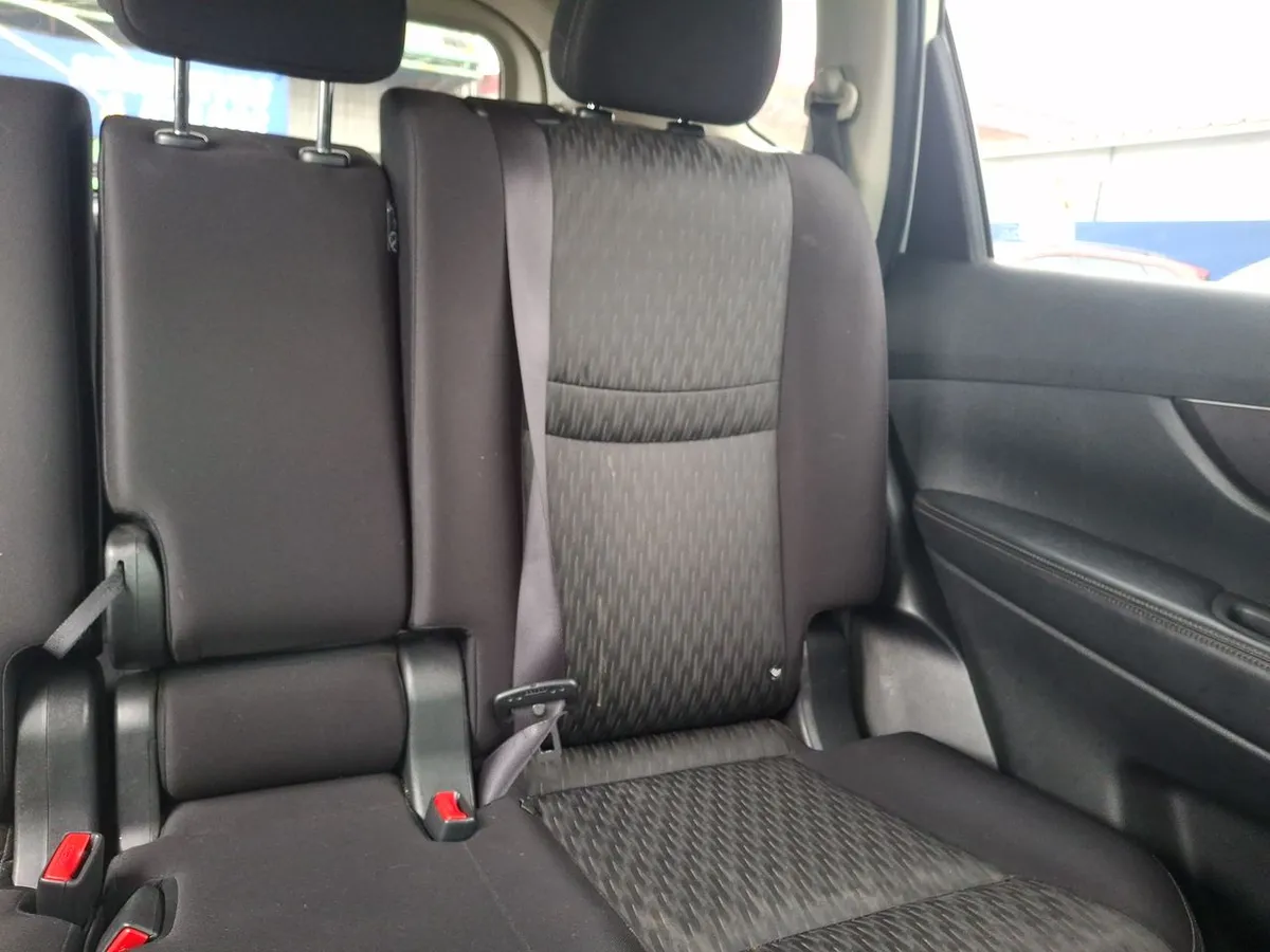 Nissan X-Trail 2.5 Sense 4x2 3row Cvt At 5p año 2019