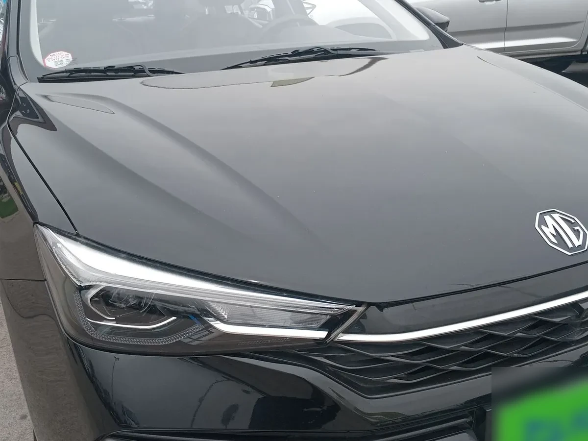 MG 5 1.5 Com 4x2 Mt 4p año 2026