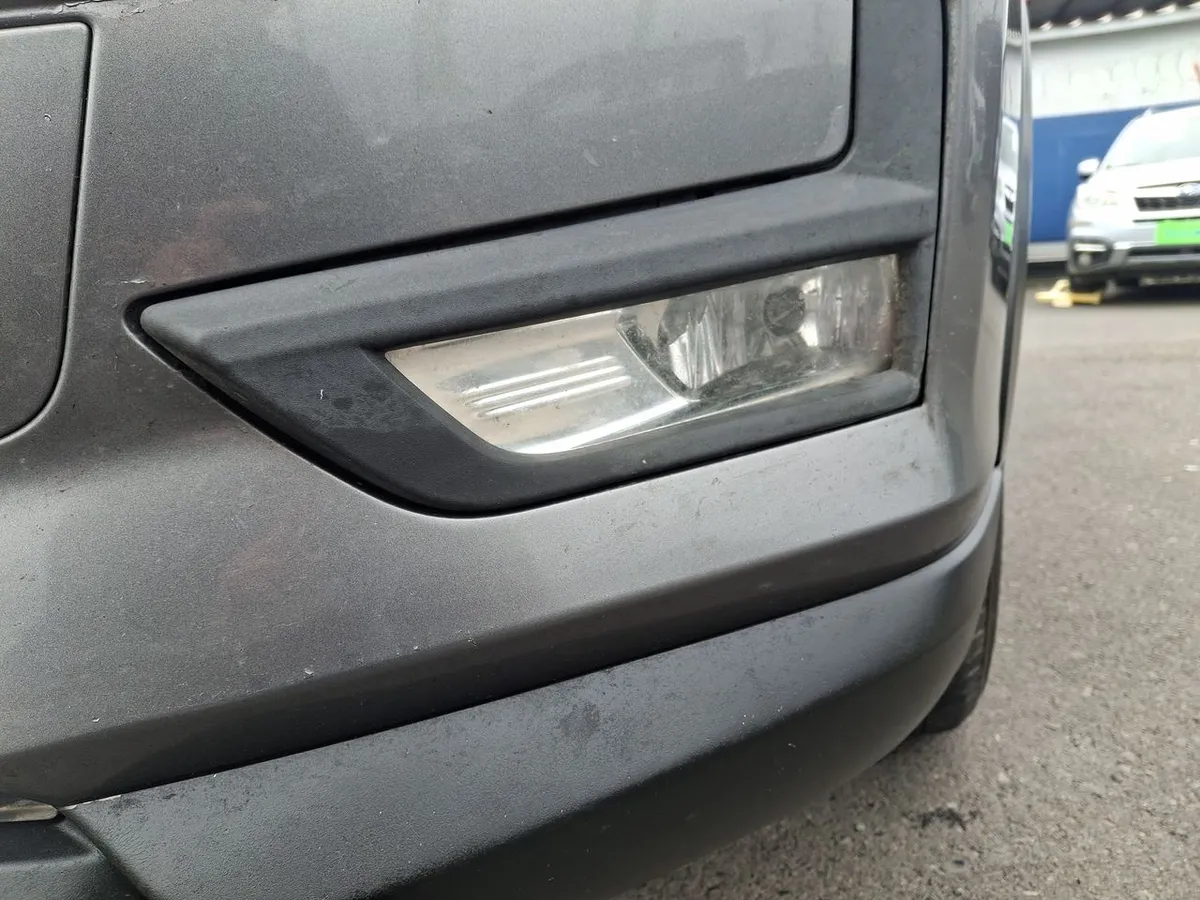 Nissan X-Trail 2.5 Sense Mc 4x2 Cvt At 5p año 2022