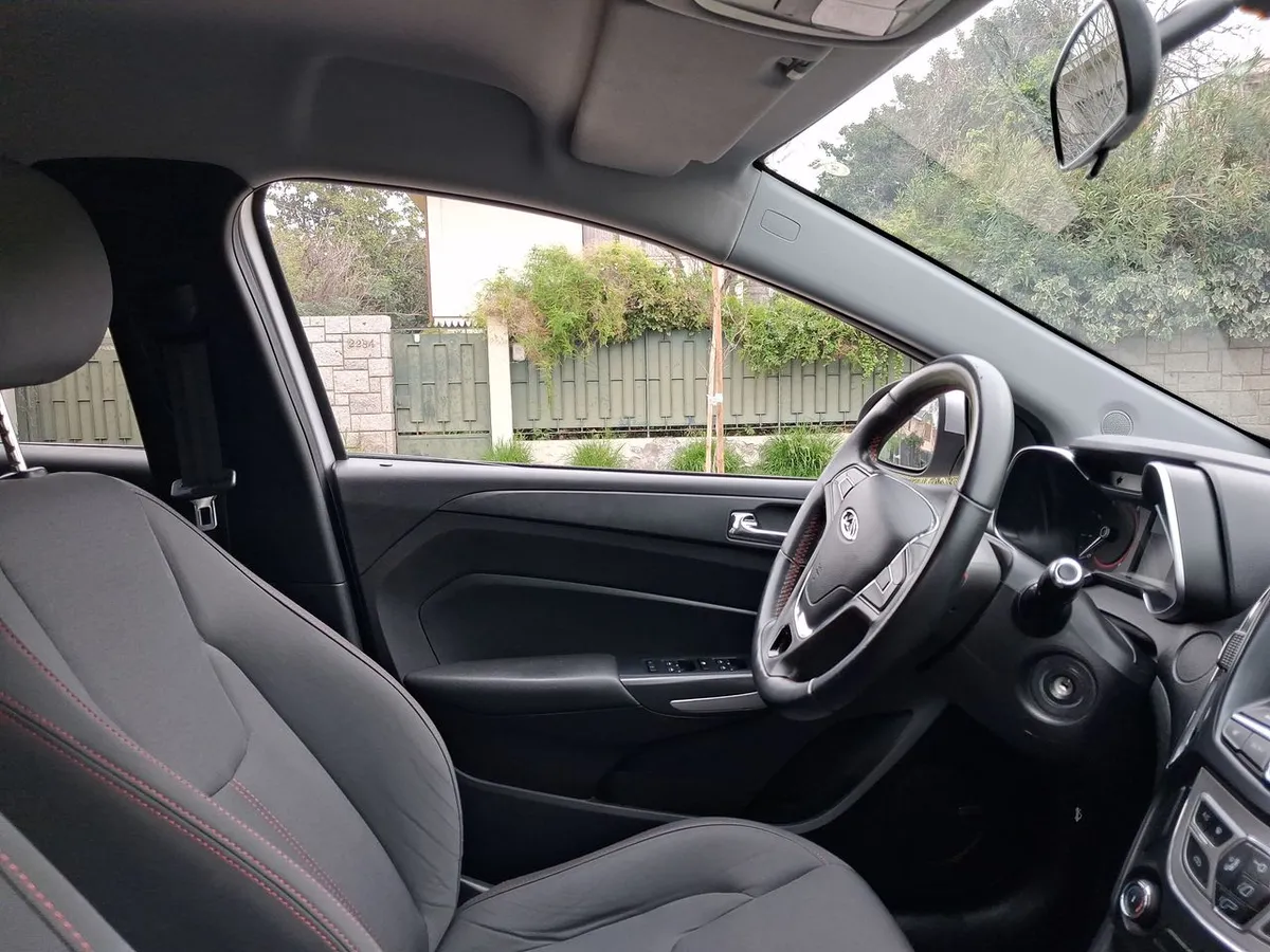Chery Arrizo 5 1.5 Gls 4x2 Mt 4p año 2023