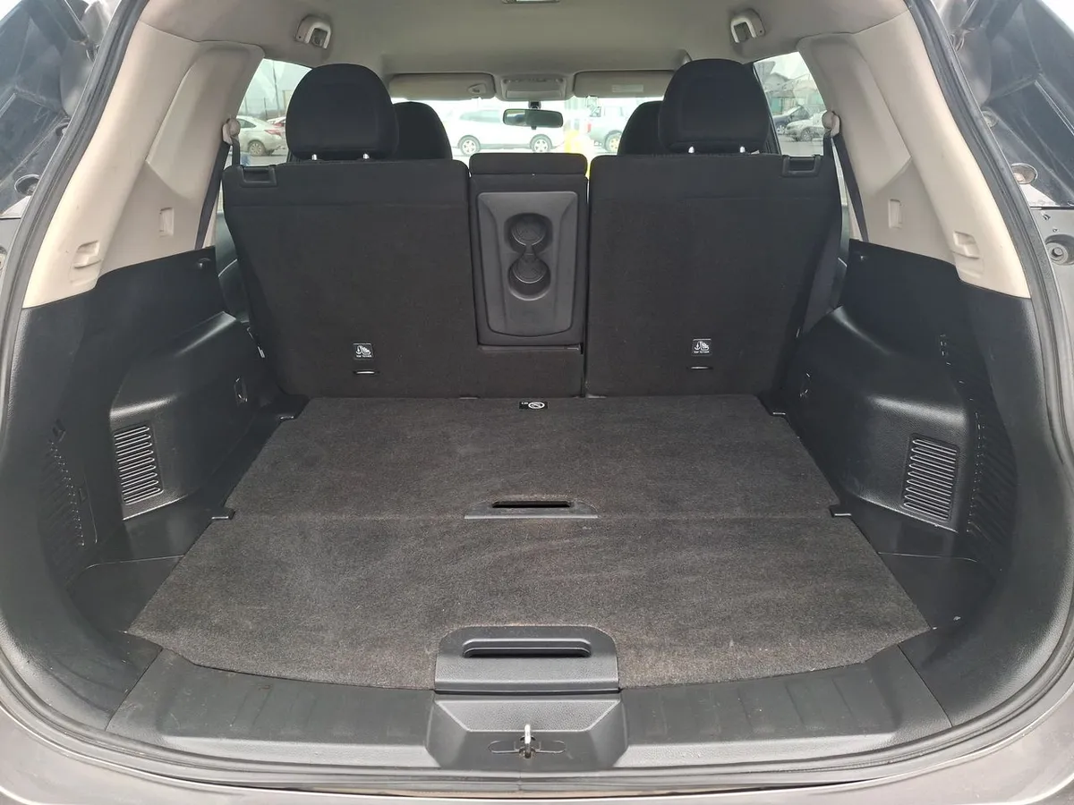 Nissan X-Trail 2.5 Sense Mc 4x2 Cvt At 5p año 2022