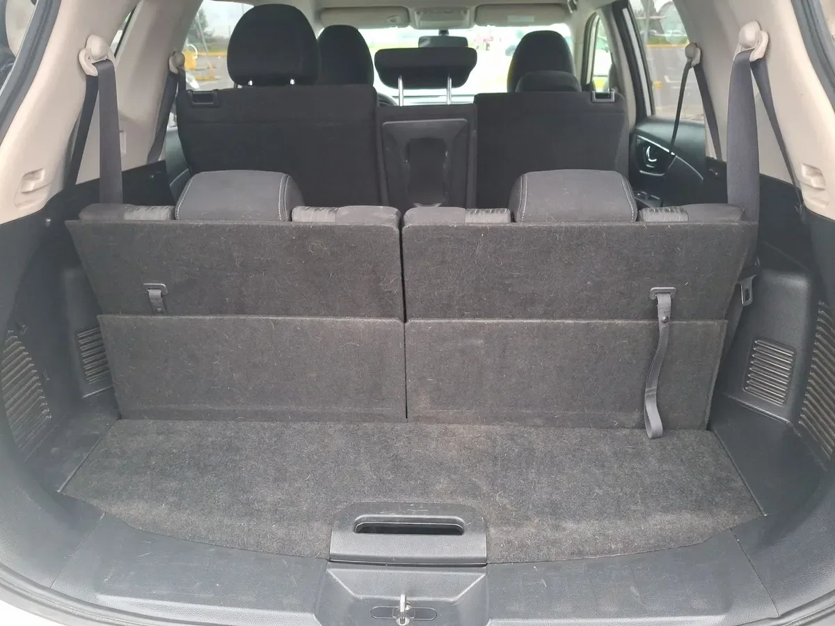Nissan X-Trail 2.5 Sense 4x2 3row Cvt At 5p año 2019
