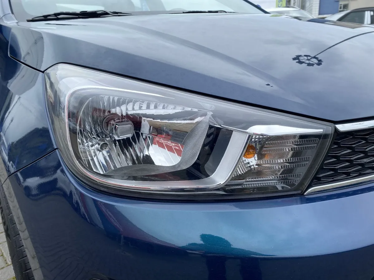Kia Soluto 1.4 Lx Ac 4x2 Mt 4p año 2023