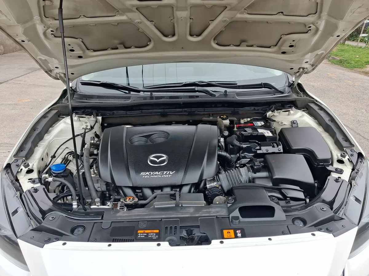 Mazda 3 2.0 V 4x2 Sedan 6mt 4p año 2019