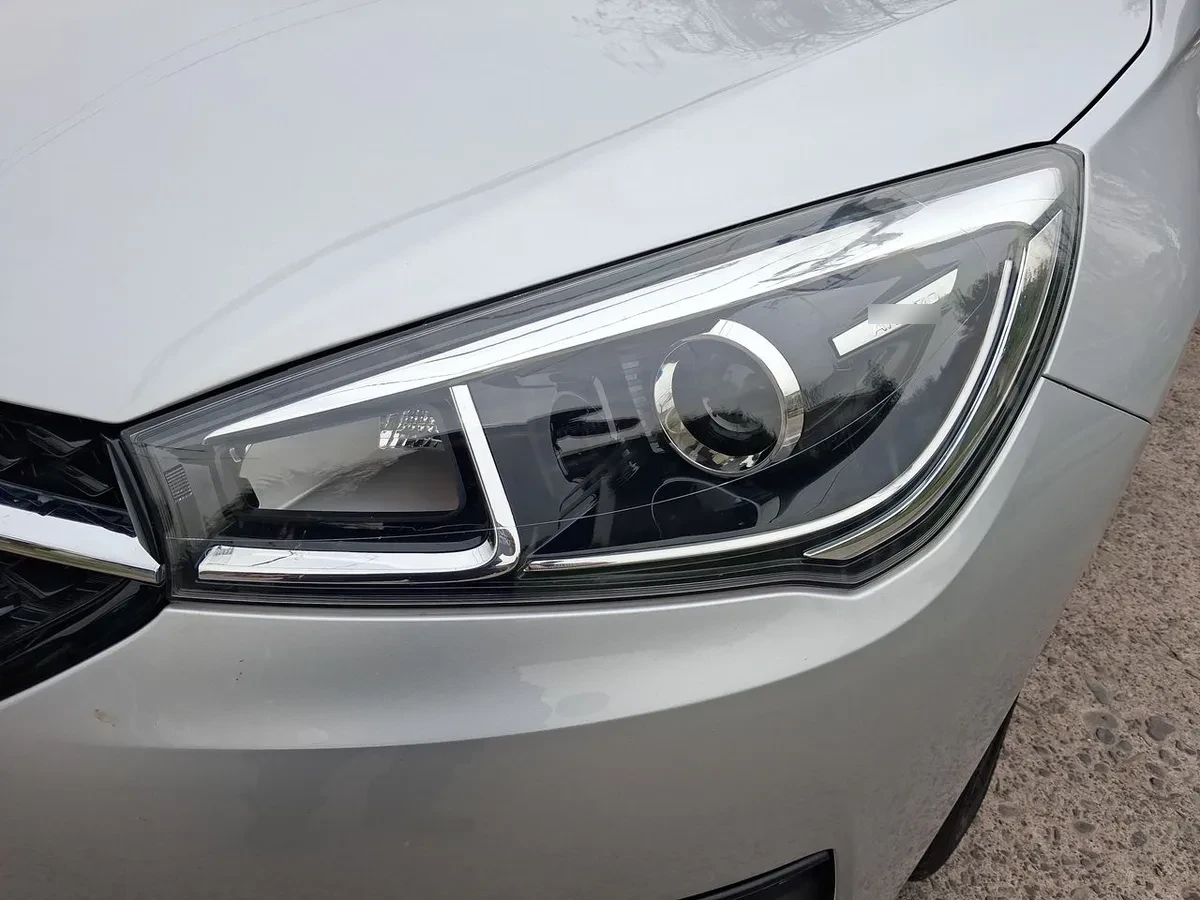 Chery Arrizo 5 1.5 Gls 4x2 Mt 4p año 2023