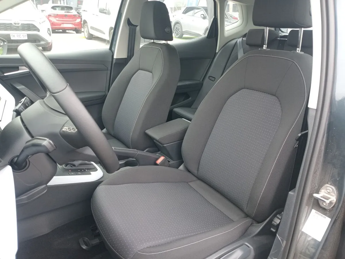Seat Nuevo Arona 1.0 Tsi Style 4x2 At 5p año 2025