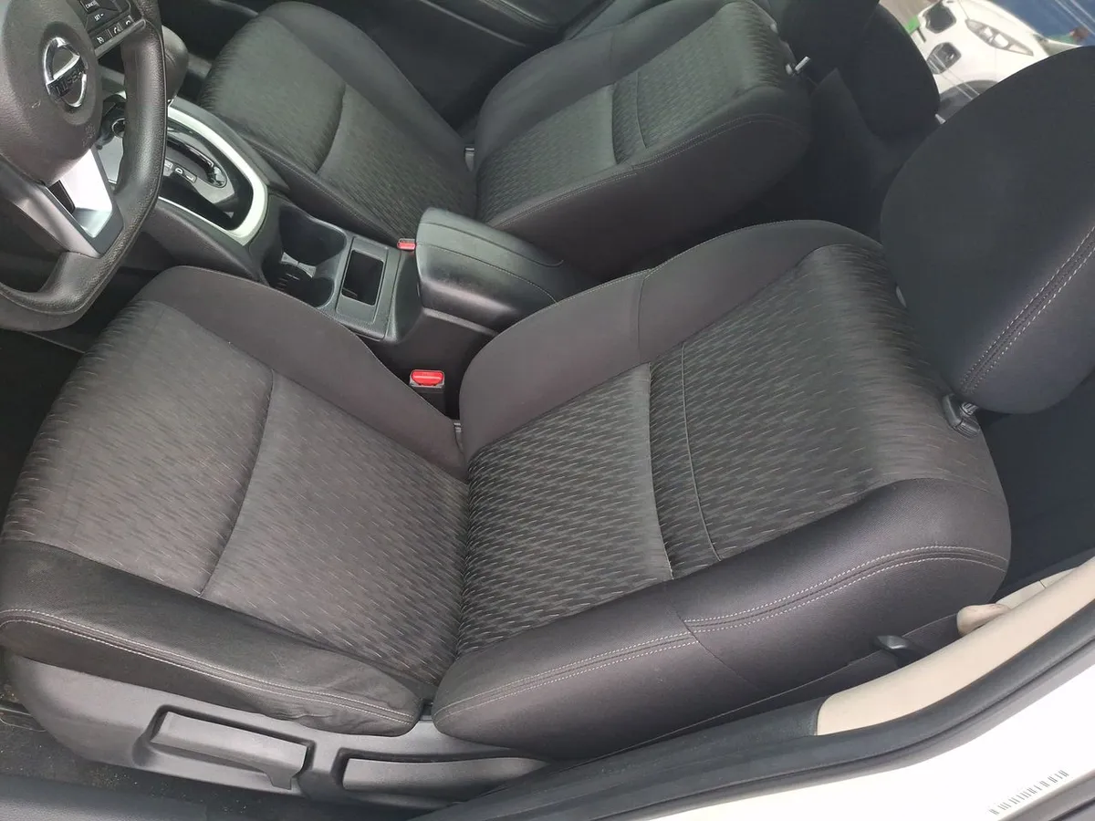Nissan X-Trail 2.5 Sense 4x2 3row Cvt At 5p año 2019