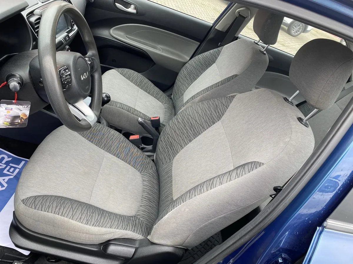 Kia Soluto 1.4 Lx Ac 4x2 Mt 4p año 2023