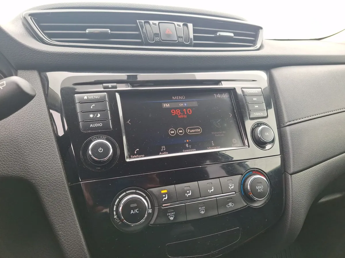 Nissan X-Trail 2.5 Sense Mc 4x2 Cvt At 5p año 2022