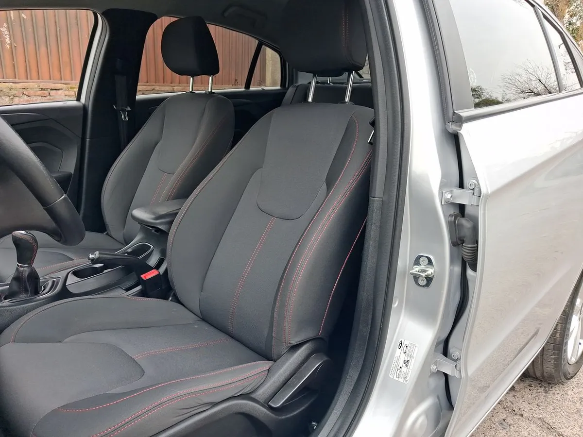 Chery Arrizo 5 1.5 Gls 4x2 Mt 4p año 2023