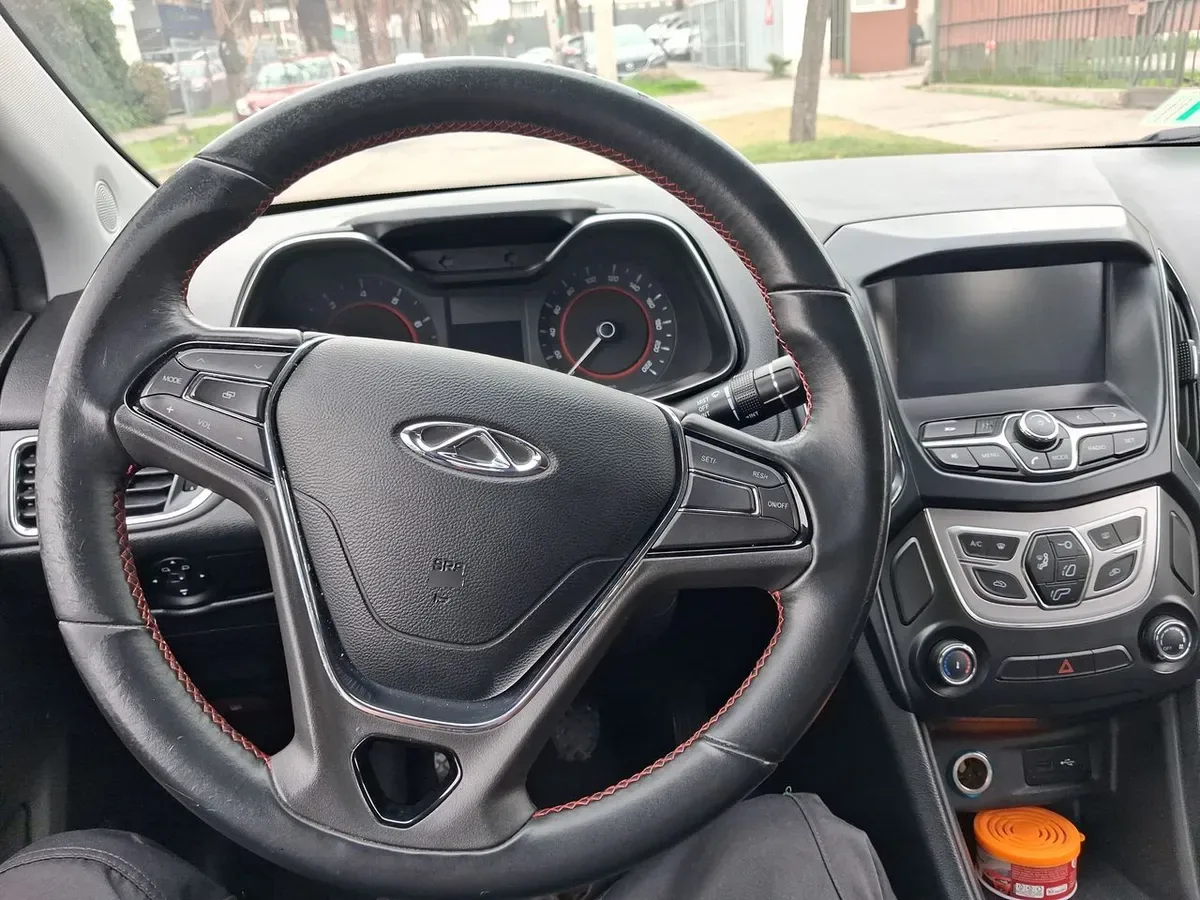 Chery Arrizo 5 1.5 Gls 4x2 Mt 4p año 2023