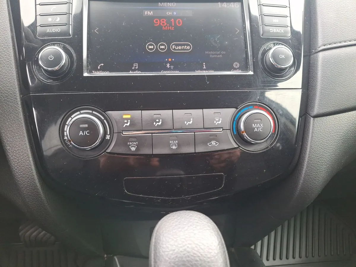 Nissan X-Trail 2.5 Sense Mc 4x2 Cvt At 5p año 2022