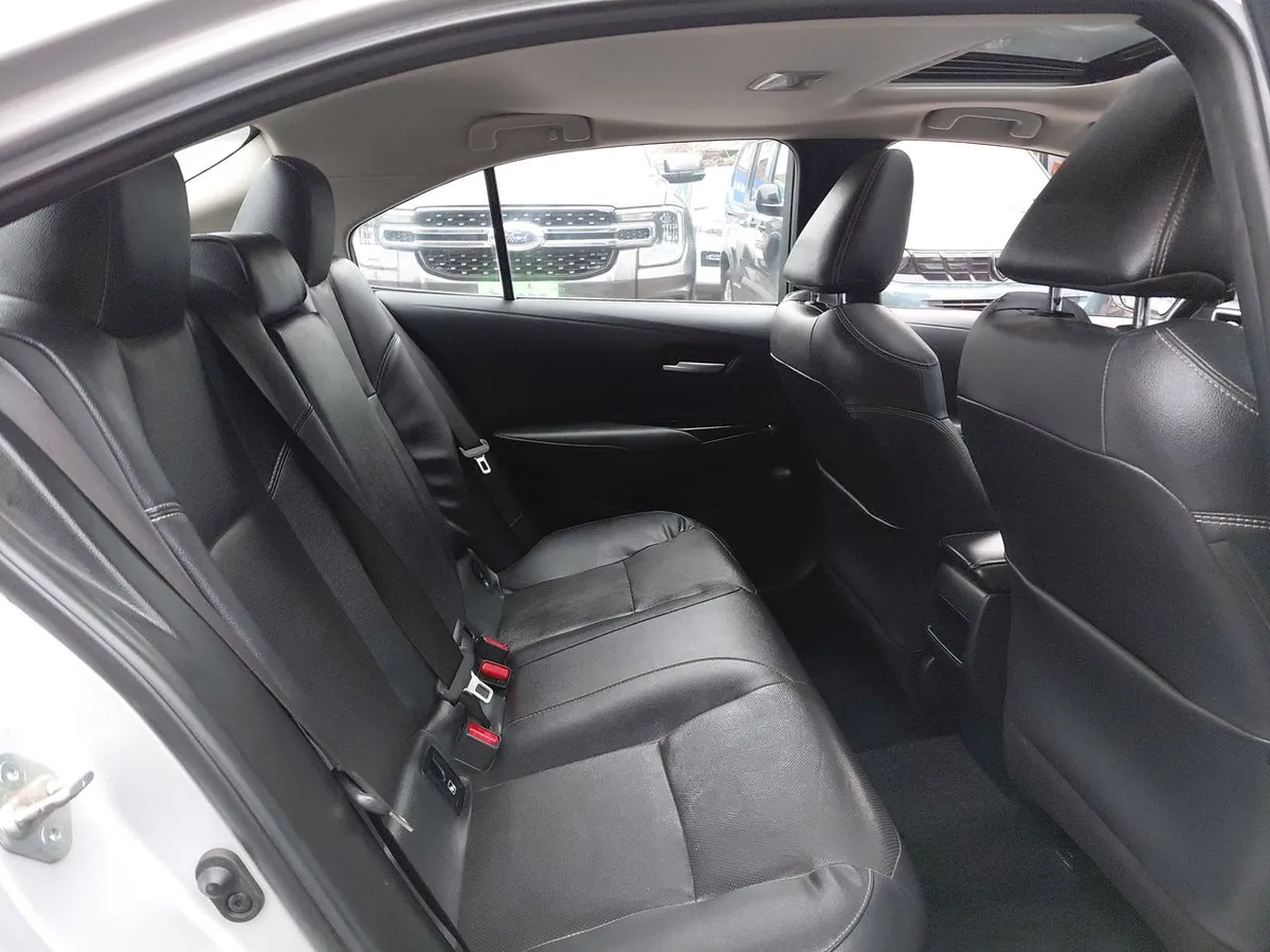 Toyota Corolla 1.8 Seg 4x2 Cvt At 4p año 2023