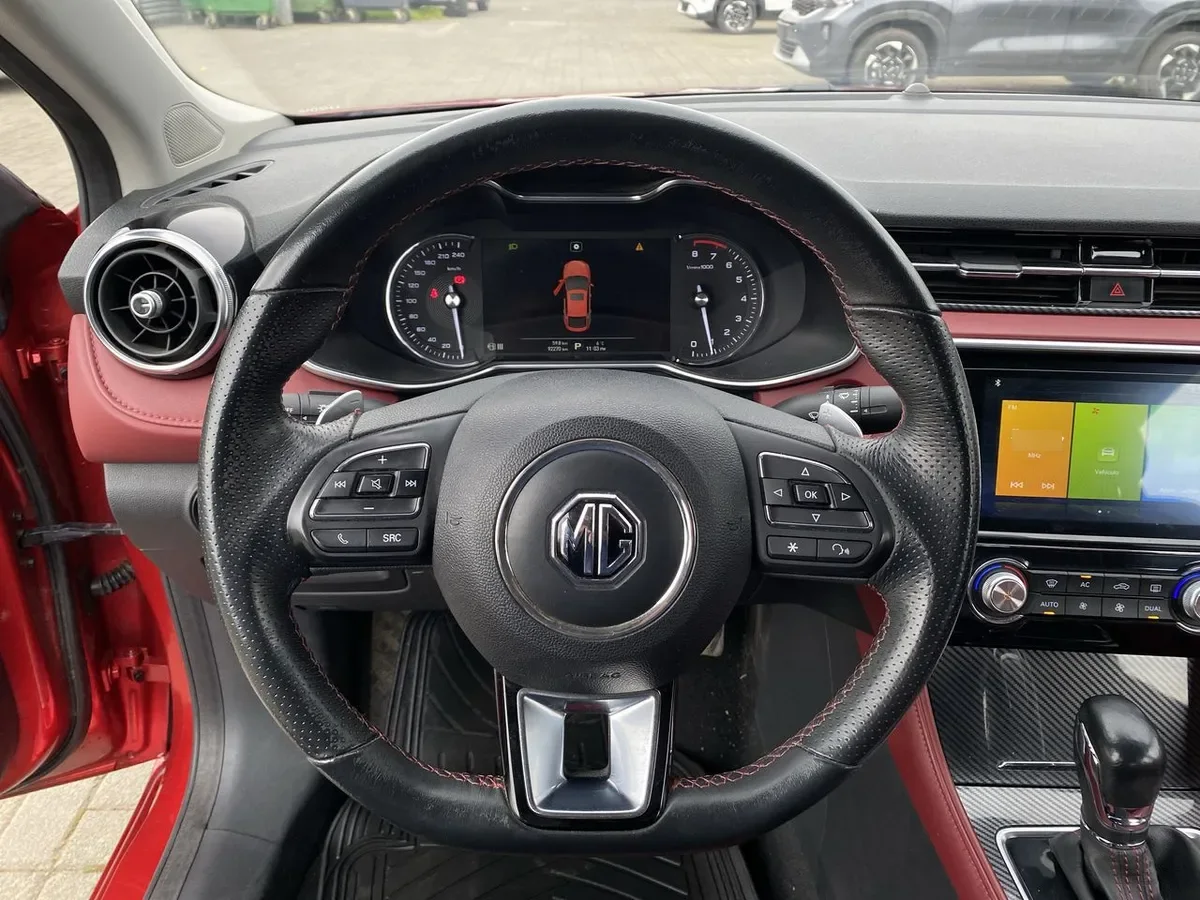 MG 6 1.5t Thropy 4x2 Dct At 4p año 2019