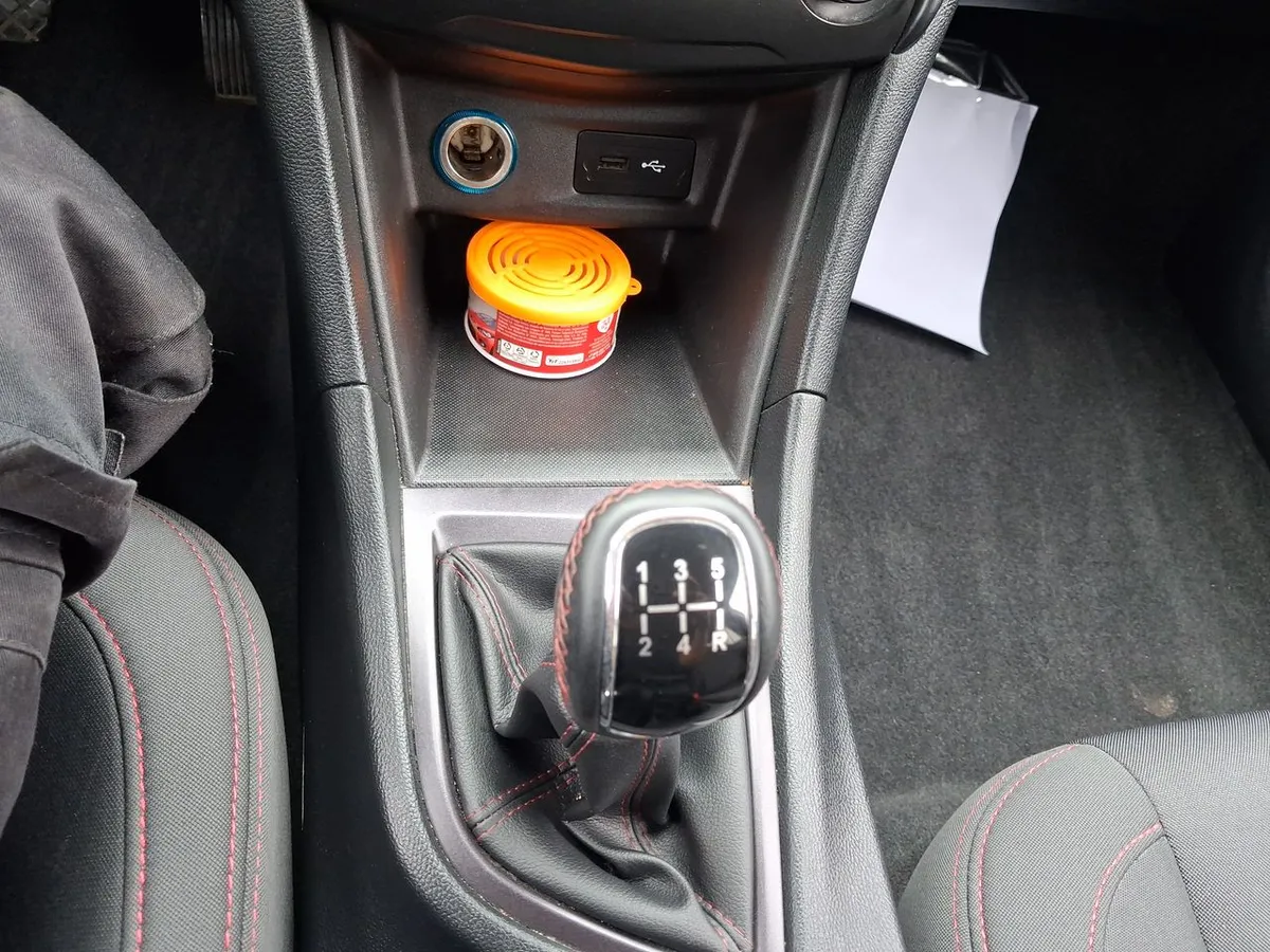 Chery Arrizo 5 1.5 Gls 4x2 Mt 4p año 2023