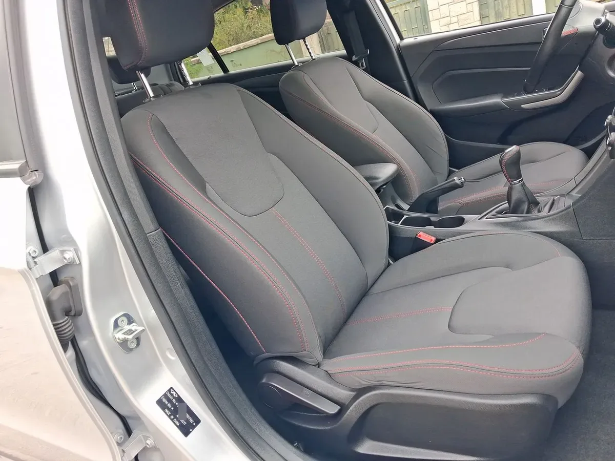 Chery Arrizo 5 1.5 Gls 4x2 Mt 4p año 2023