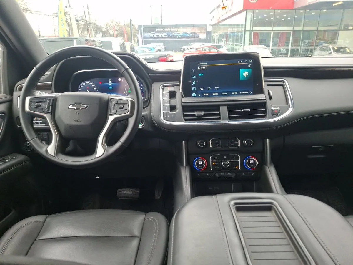 Chevrolet Tahoe 5.3 Z71 4x4 At 5p año 2023