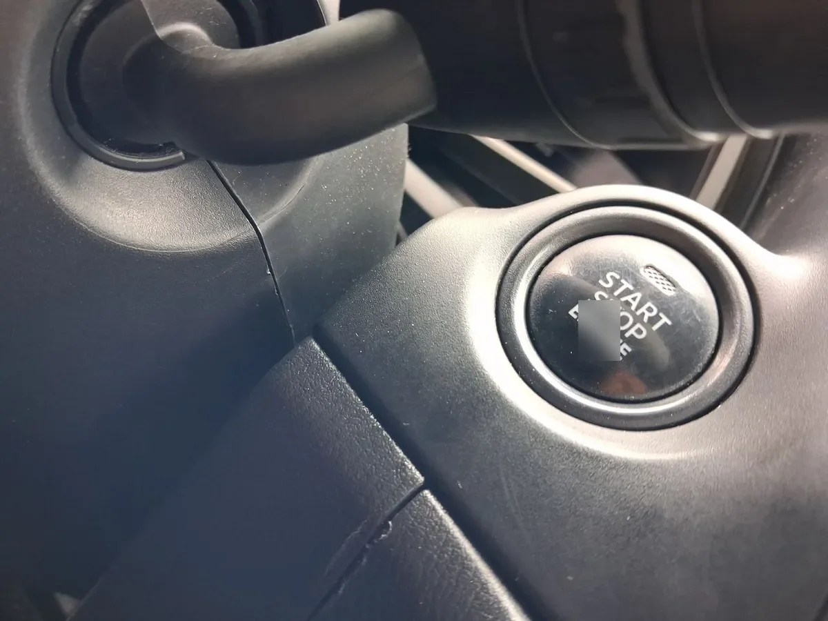 Mazda 3 2.0 V 4x2 Sedan 6mt 4p año 2019
