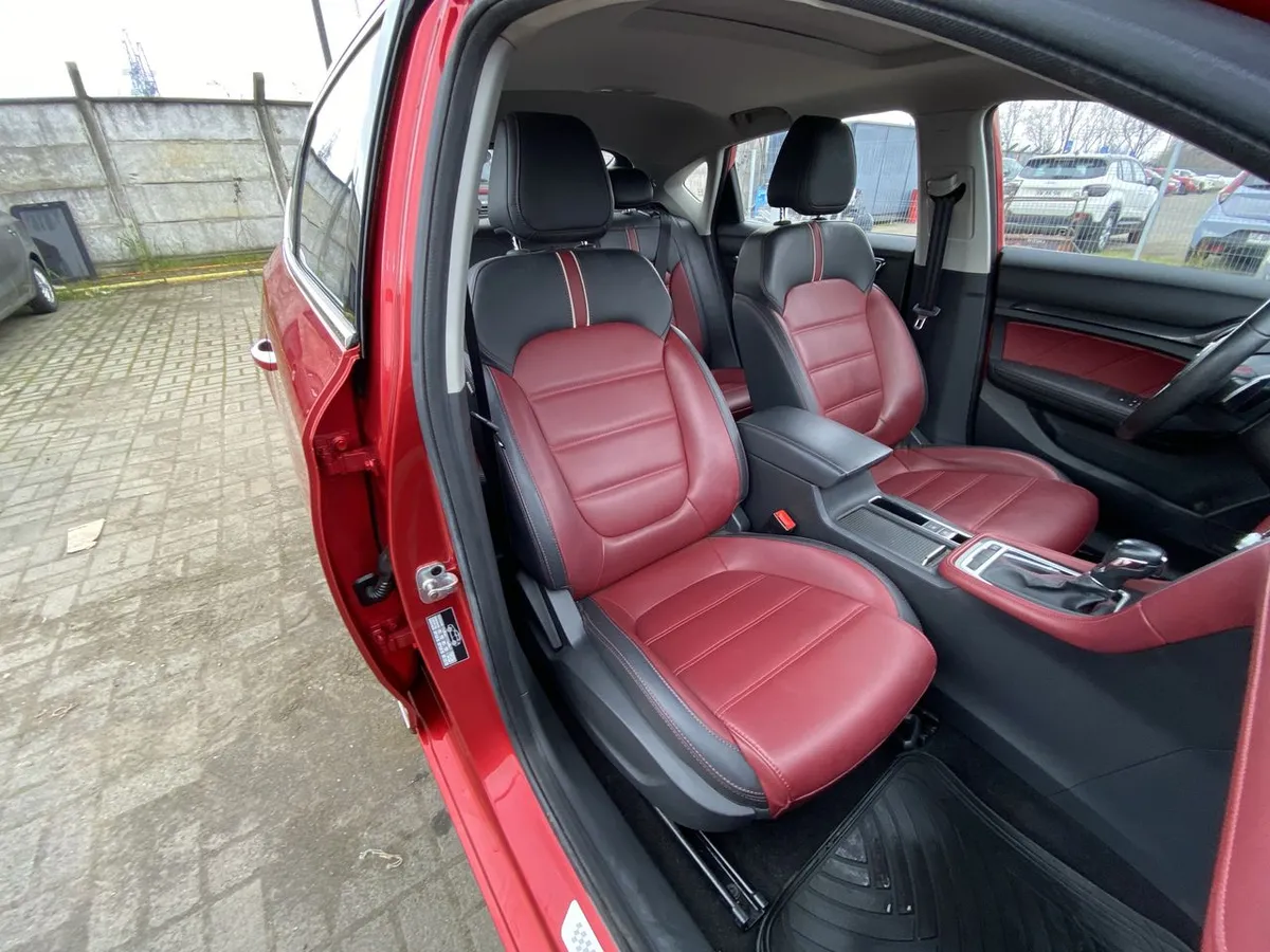 MG 6 1.5t Thropy 4x2 Dct At 4p año 2019