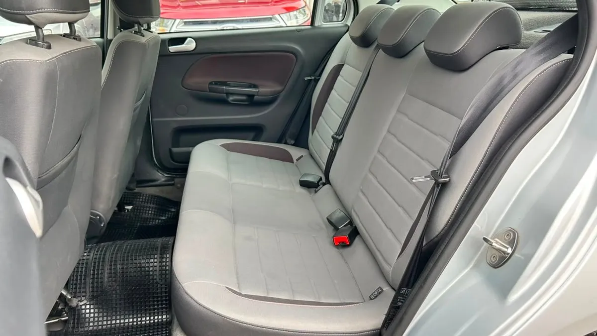 Volkswagen Voyage 1.6 Trendline Ac 2ab año 2022