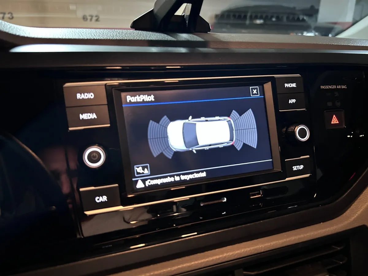 Volkswagen Polo 1.6 Trendline Mt año 2020