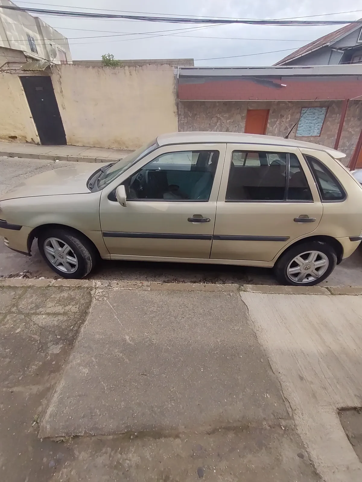 VOLKSWAGEN GOL Otra año 2004