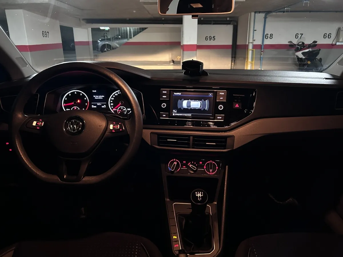 Volkswagen Polo 1.6 Trendline Mt año 2020
