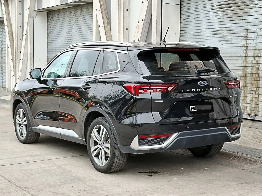 Ford Territory Titanium año 2024