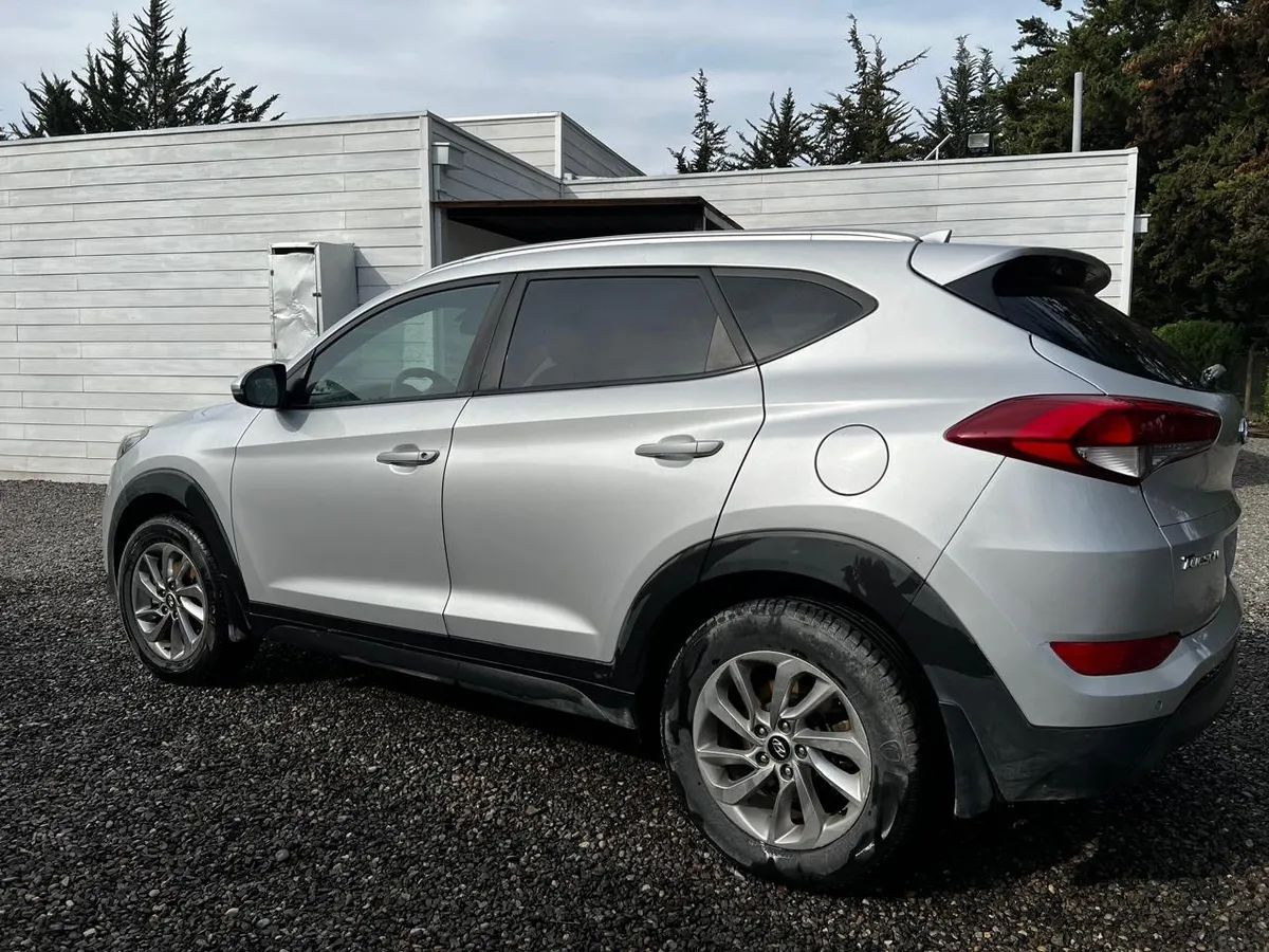 HYUNDAI TUCSON 2.0 Tl Crdi E6 At 4x4 Limited Fl Diesel año 2018
