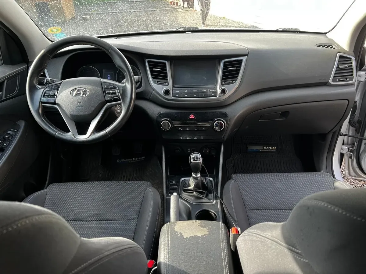 HYUNDAI TUCSON 2.0 Tl Crdi E6 At 4x4 Limited Fl Diesel año 2018