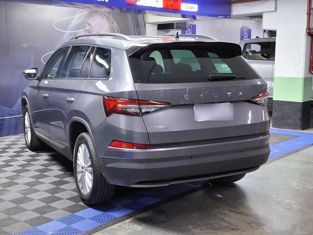 Skoda Kodiaq Kodiak 1.4 Tsi At - Selection año 2025