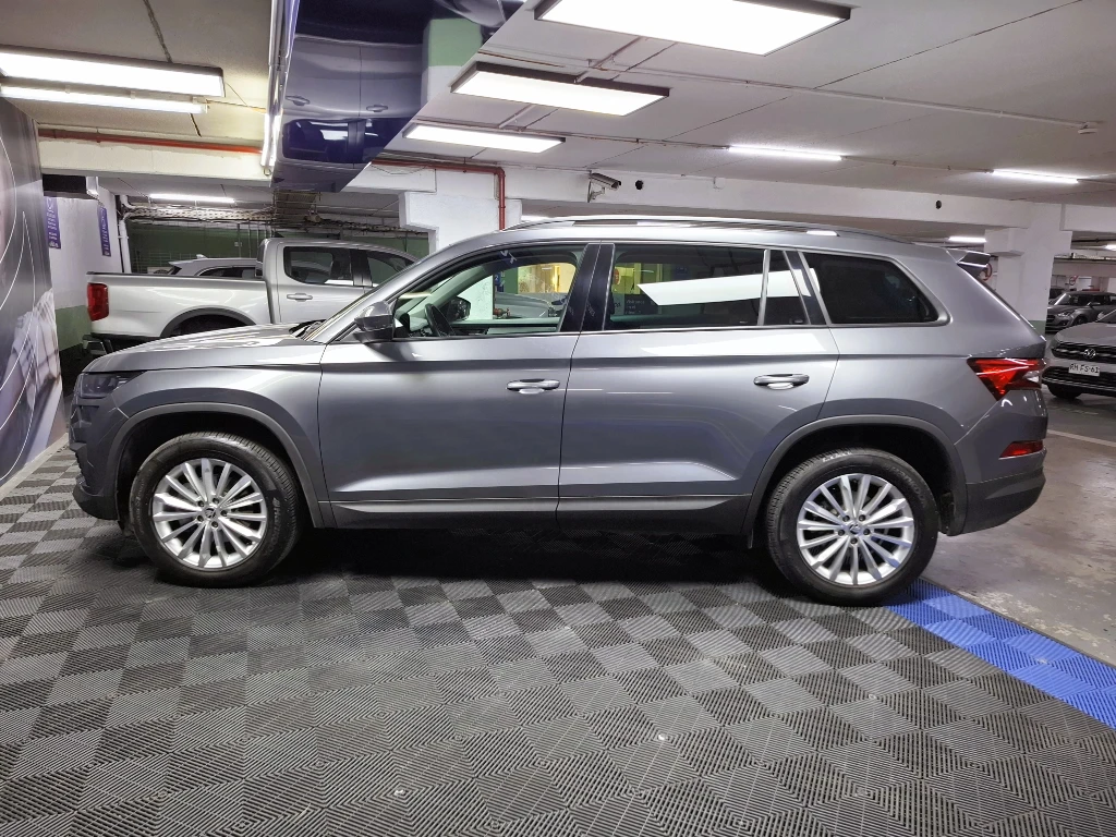 Skoda Kodiaq Kodiak 1.4 Tsi At - Selection año 2025