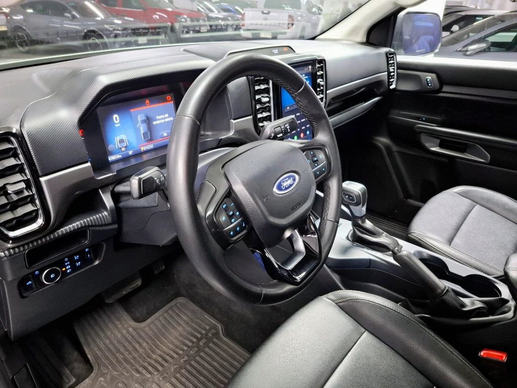 Ford Ranger Ranger Dc 2.0 D Xlt 4x4 At año 2024