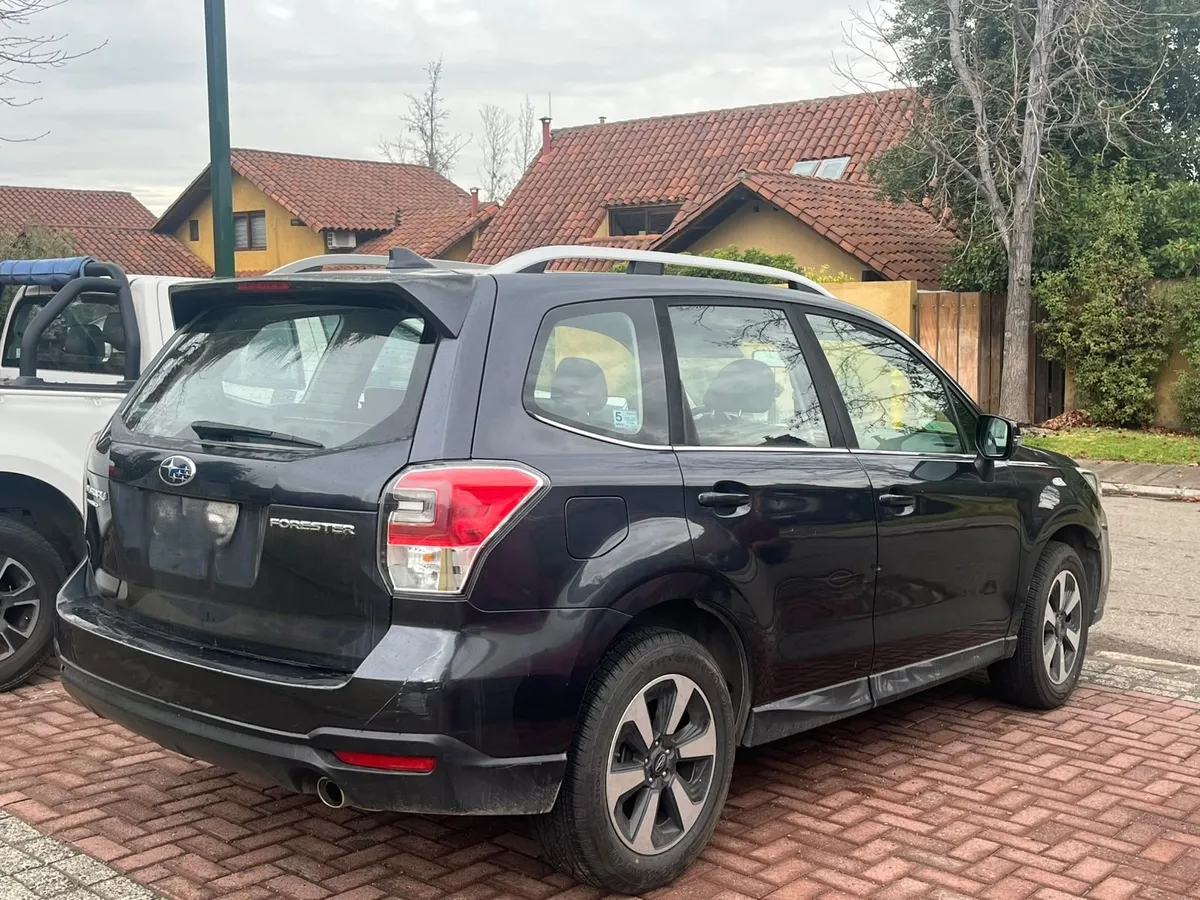 SUBARU FORESTER 2.0 X At 4x4 Diesel año 2018
