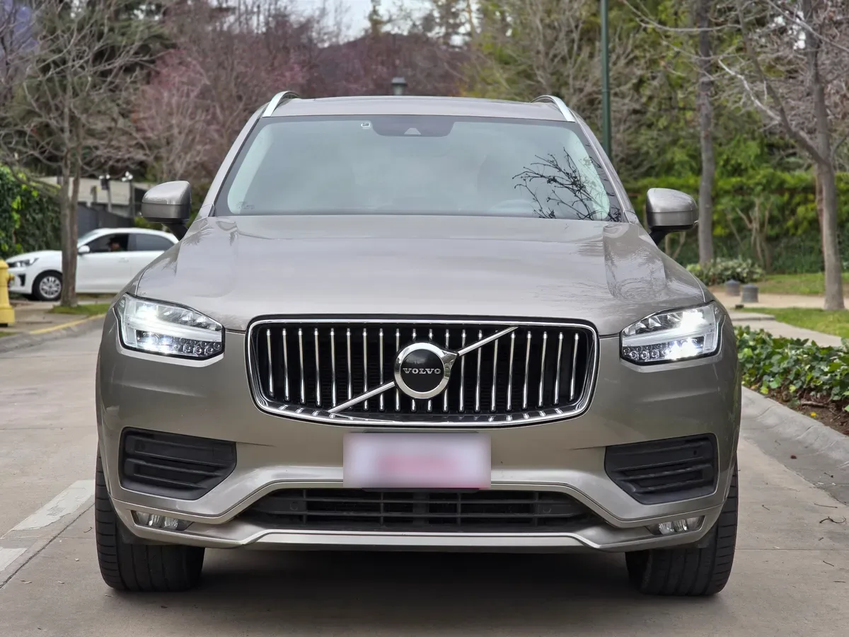 VOLVO XC90 2.0 B6 Momentum At 4x4 Hibrido año 2022
