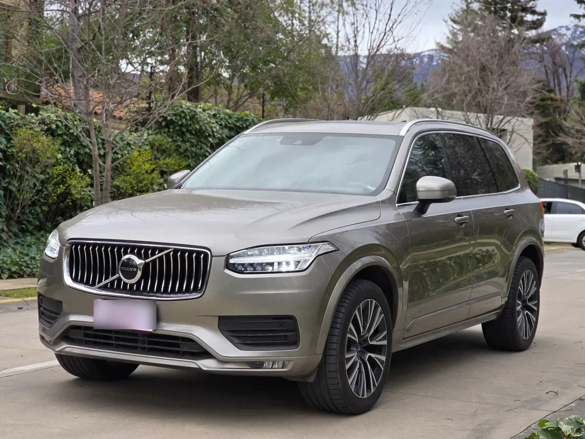 VOLVO XC90 2.0 B6 Momentum At 4x4 Hibrido año 2022