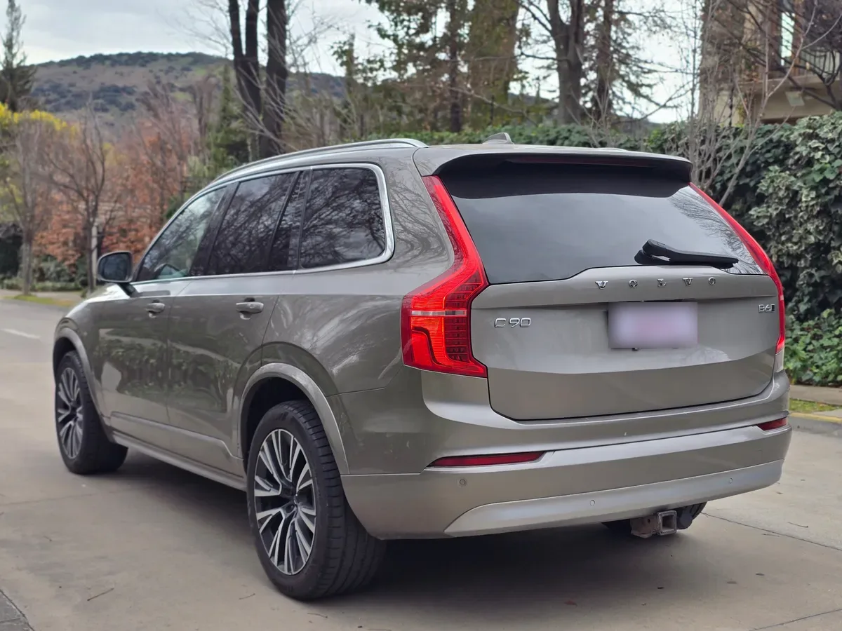 VOLVO XC90 2.0 B6 Momentum At 4x4 Hibrido año 2022