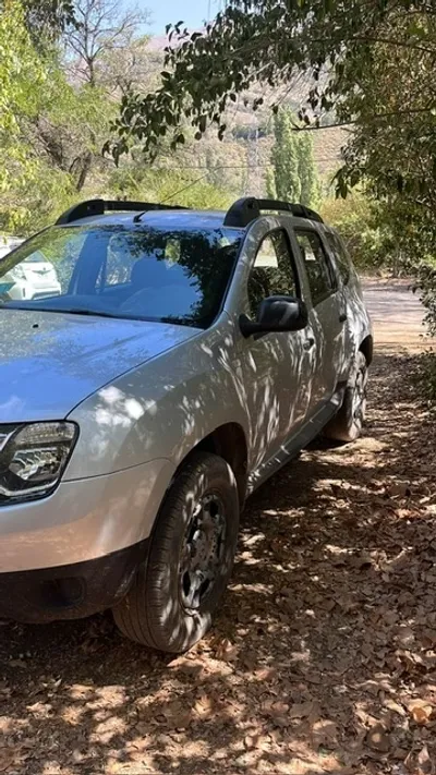 RENAULT DUSTER 1.6 Life Nav Mt año 2020