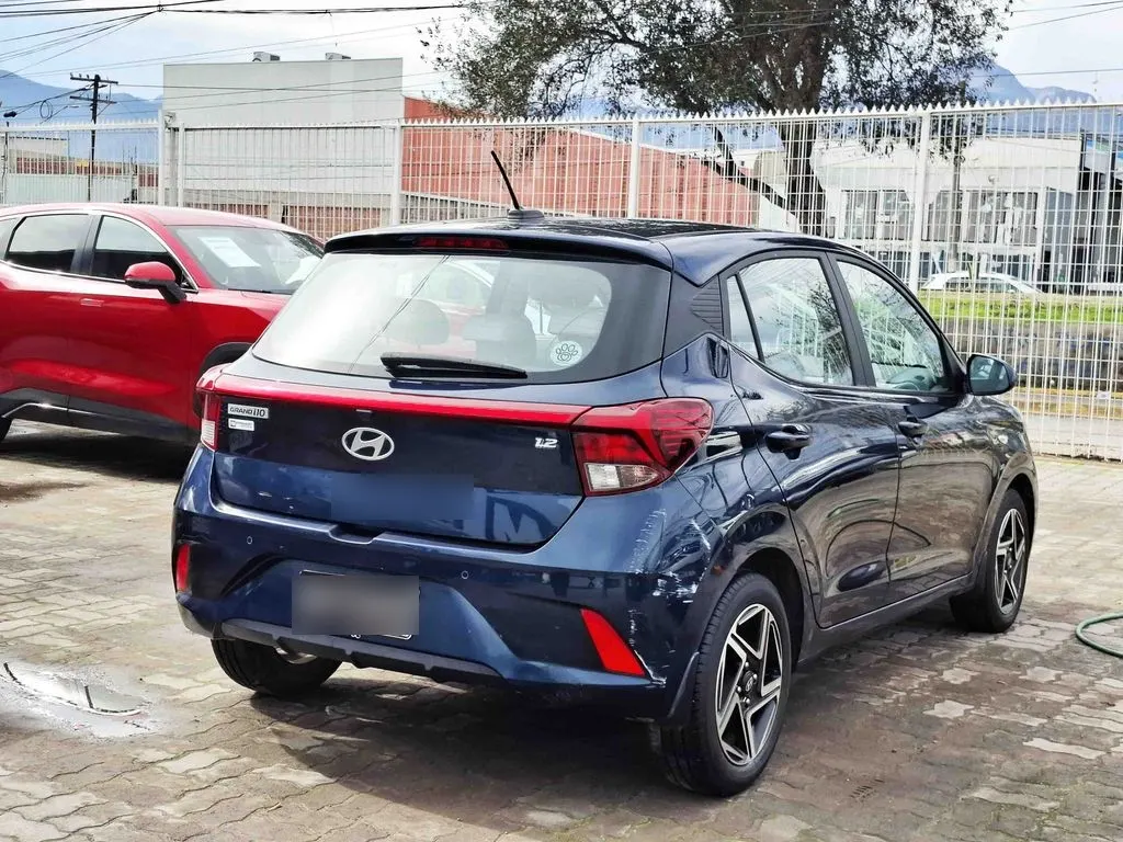 Hyundai Grand I10 1.2 Plus 4x2 Hb Mt 5p año 2024