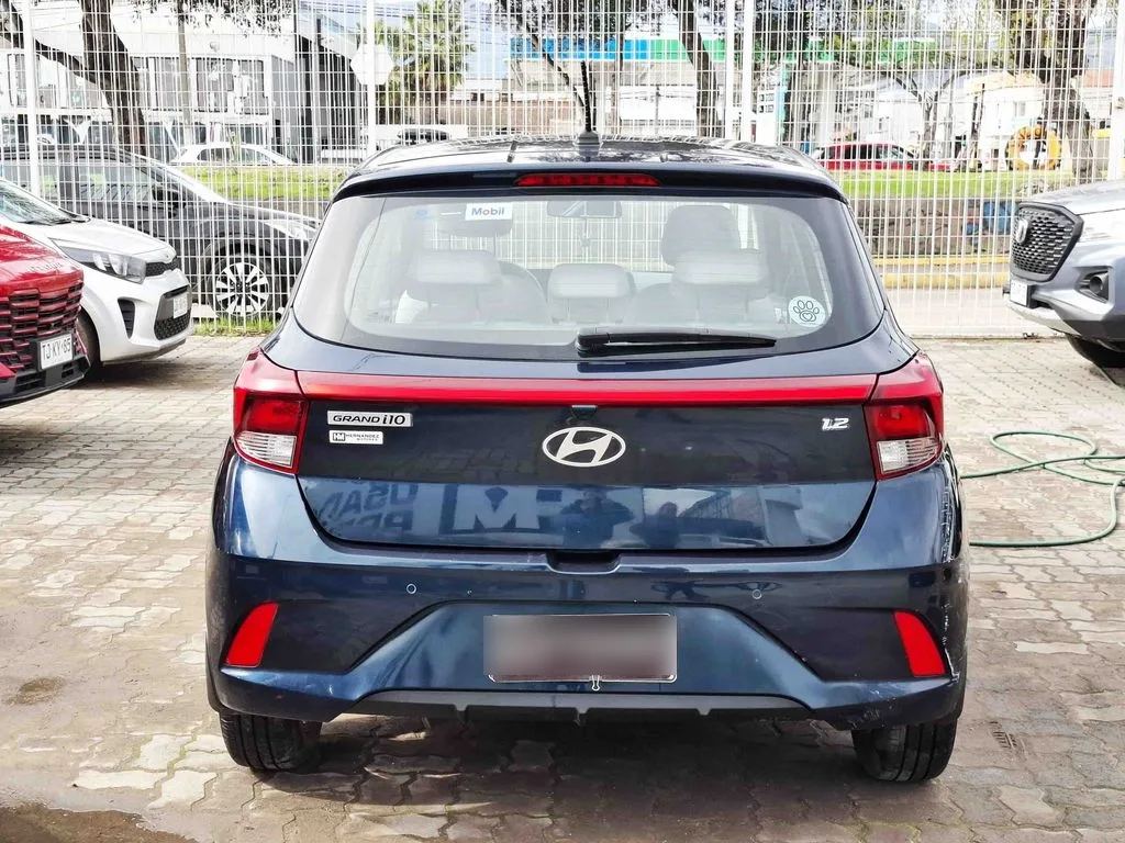Hyundai Grand I10 1.2 Plus 4x2 Hb Mt 5p año 2024