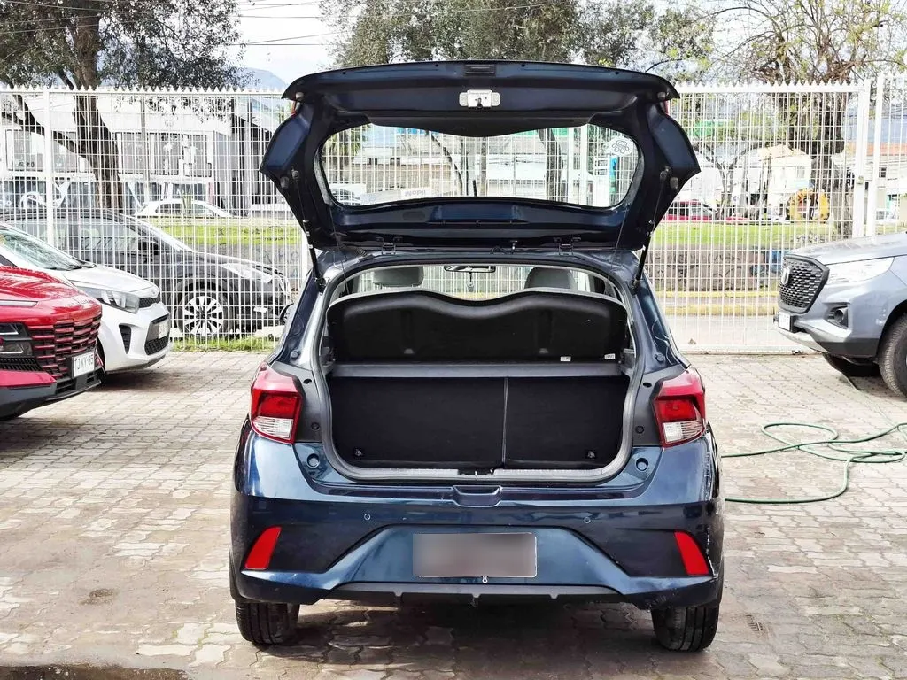 Hyundai Grand I10 1.2 Plus 4x2 Hb Mt 5p año 2024
