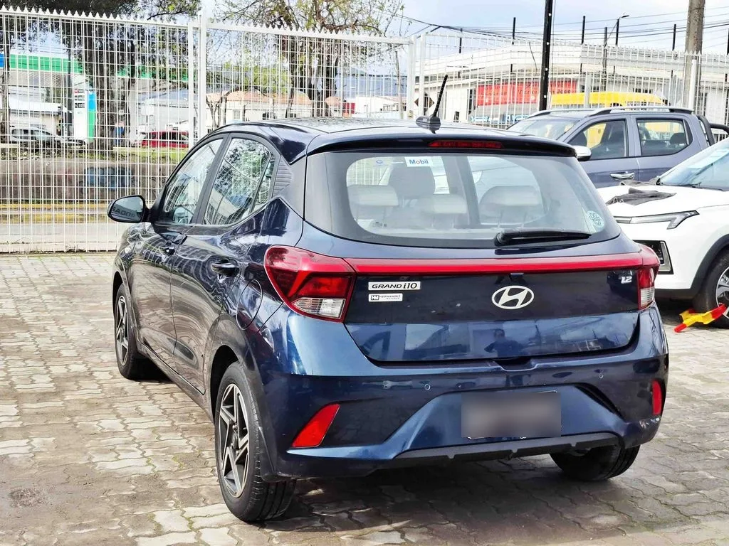 Hyundai Grand I10 1.2 Plus 4x2 Hb Mt 5p año 2024