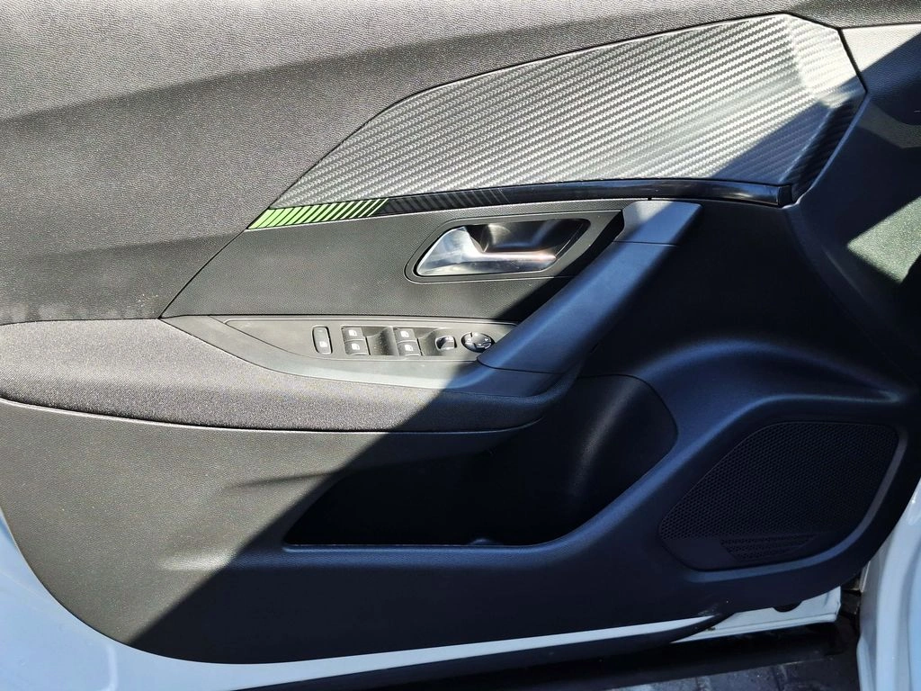 Peugeot 2008 Active año 2025