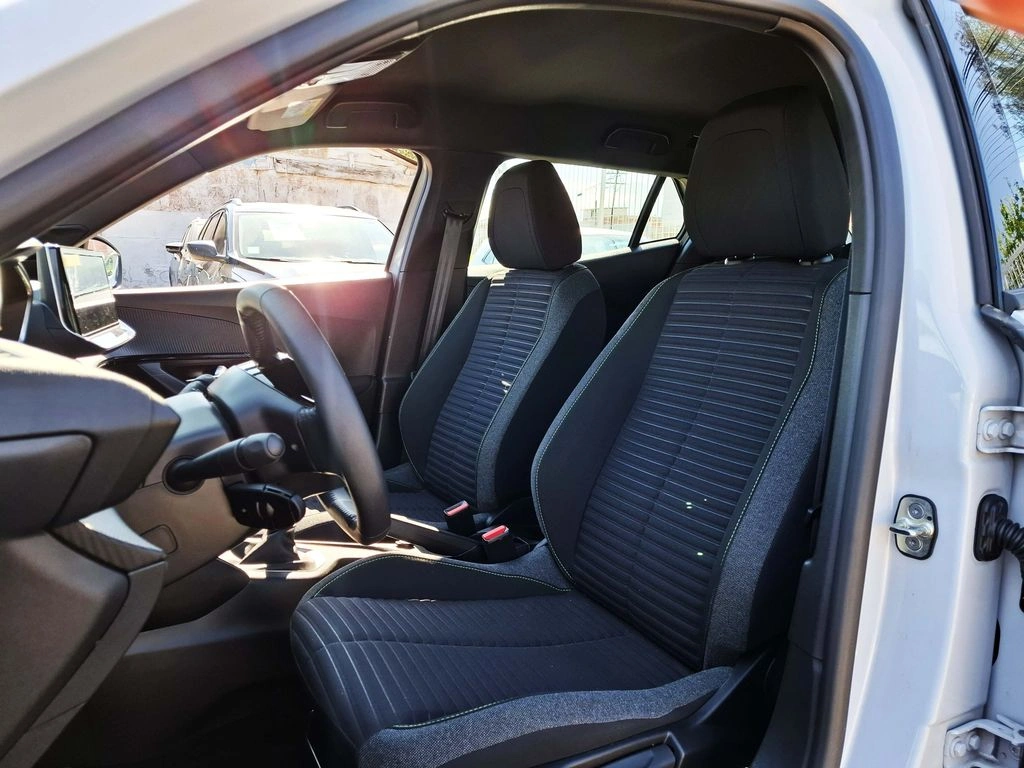 Peugeot 2008 Active año 2025