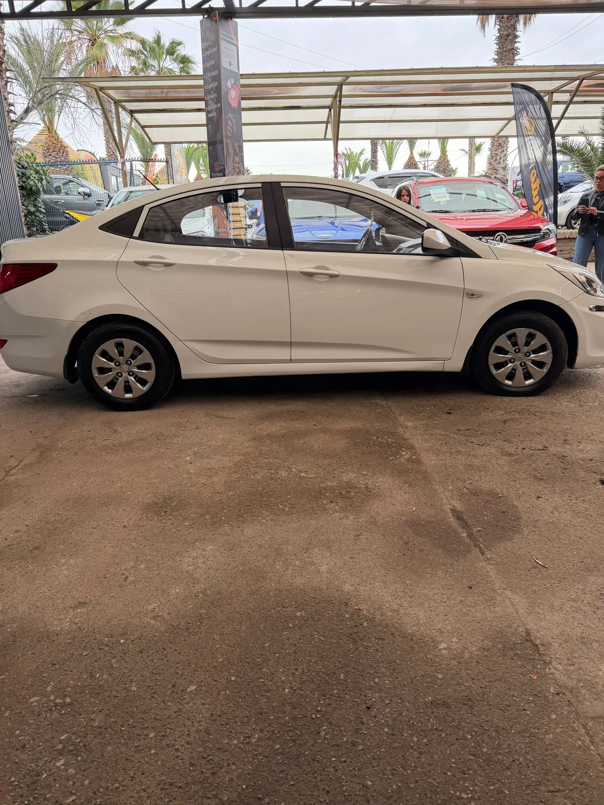 HYUNDAI ACCENT 1.4 Rb Sdn Gl Ac 2ab Mt año 2016