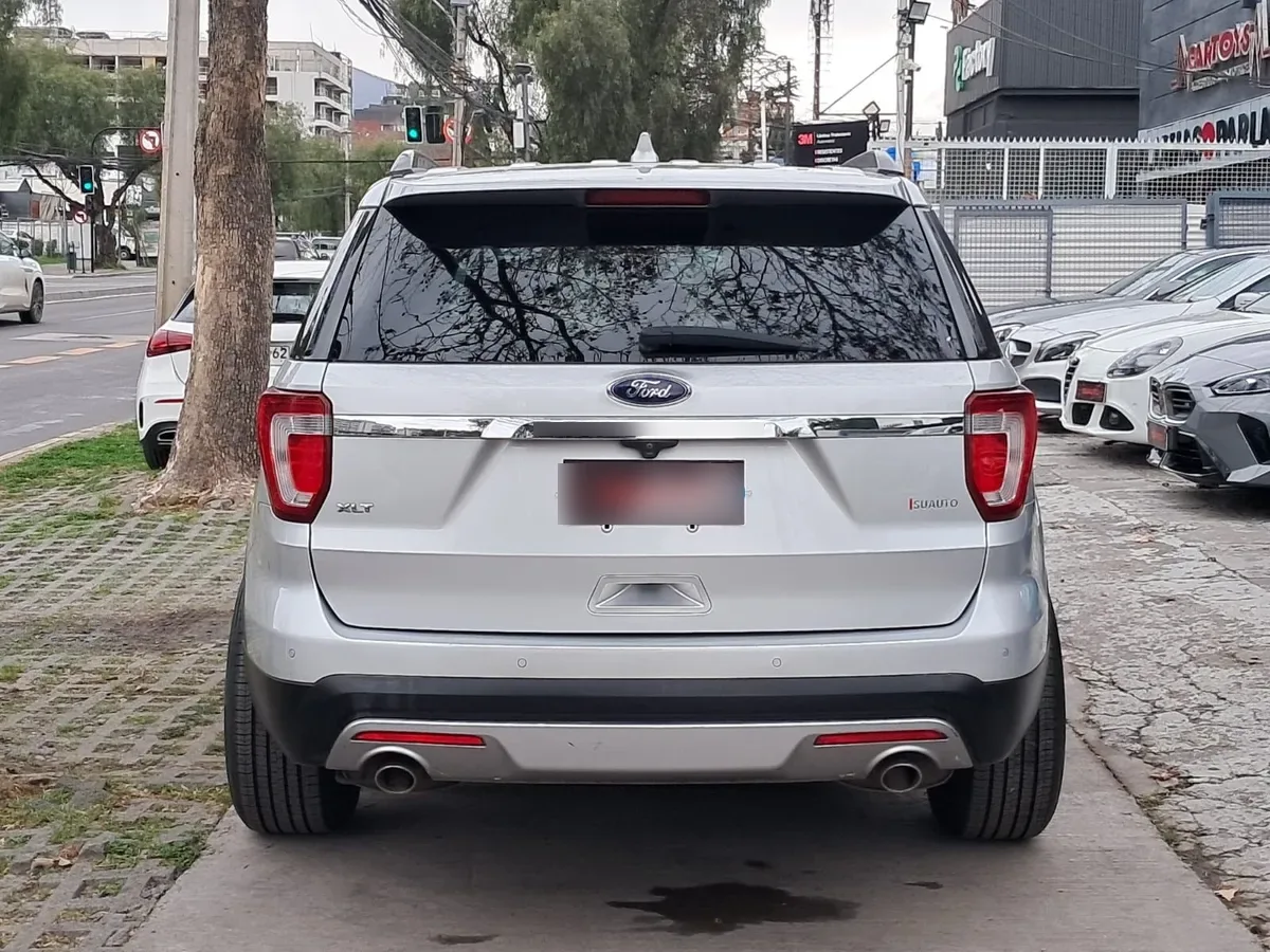 FORD EXPLORER 3.5 Xlt At año 2017
