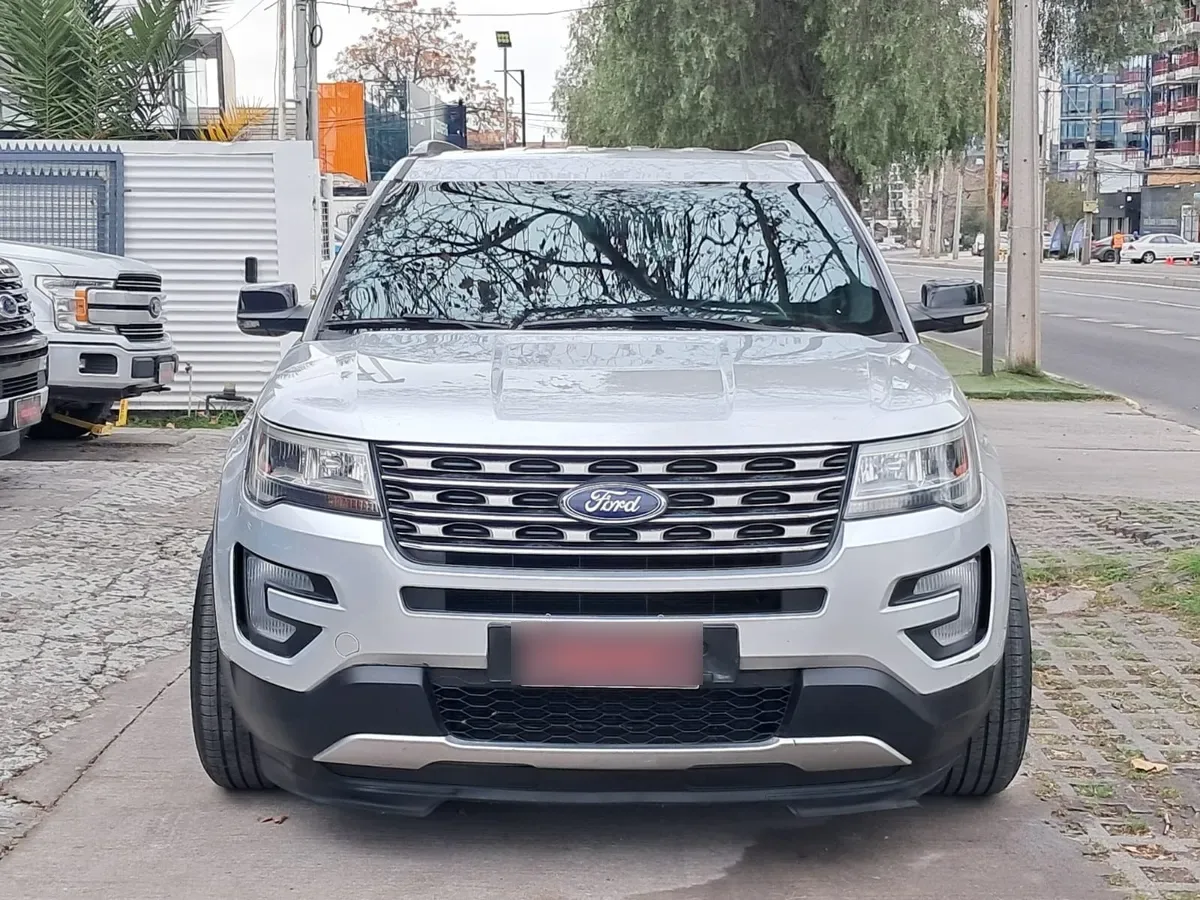 FORD EXPLORER 3.5 Xlt At año 2017