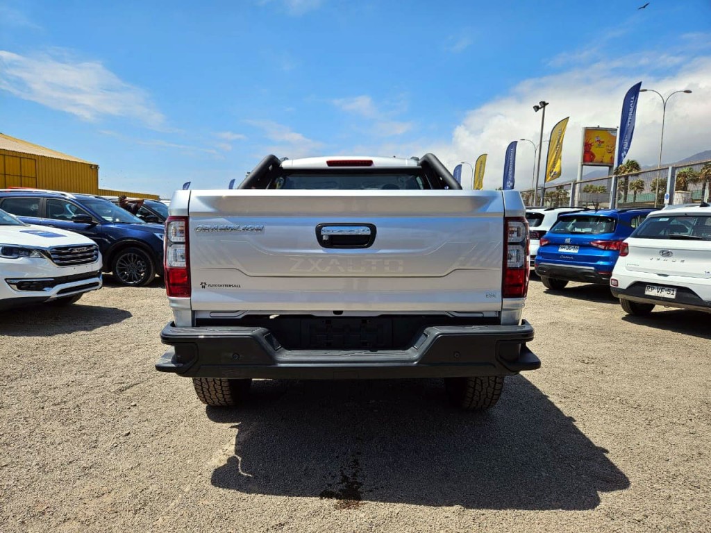 ZX Auto Grand Lion Mt 4wd año 2026